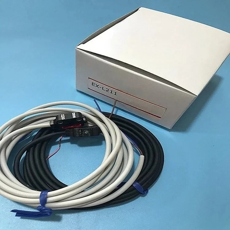 1PCS Brand New Original EX-L211 IN BOX Fast Transport