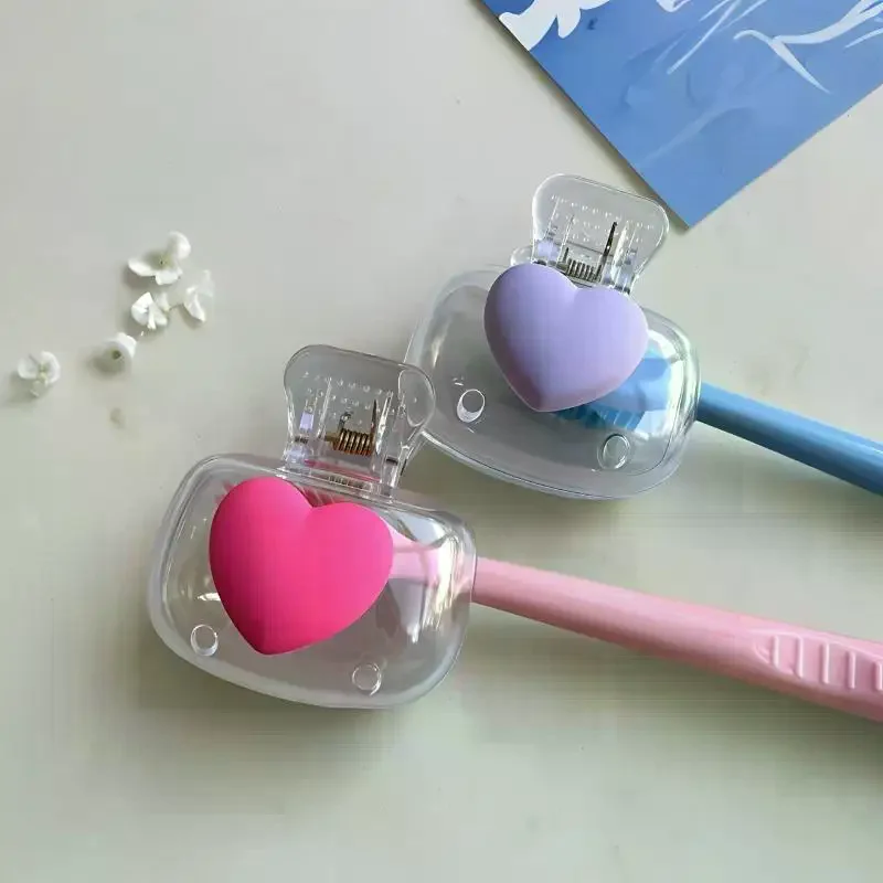 2Pcs Heart Toothbrush Clip Portable Travel Dustproof Toothbrush Head Cover Storage Box Toothbrush Protective Cap
