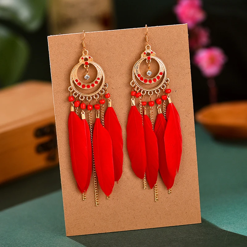 Boucles d'oreilles bohèmes longues plumes pour femmes, pendants géométriques en métal émaillé, bijoux faits à la main perlés