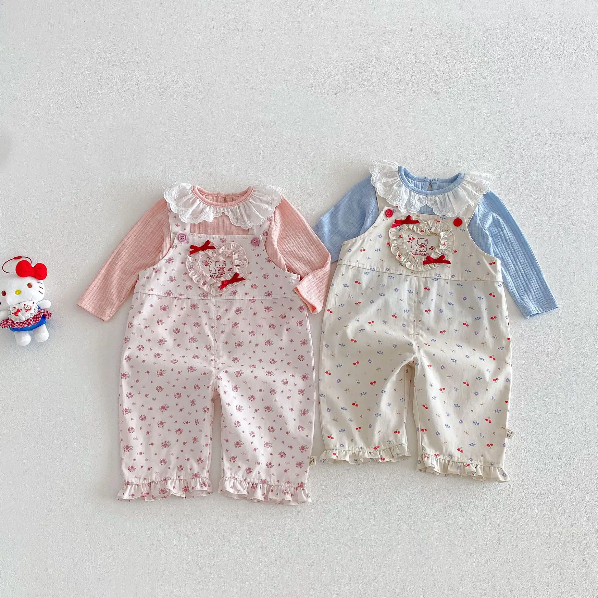 Girls' Floral Overalls 2026 New Spring Baby Style Love Embroidered Cartoon Pants Children's Casual Pants