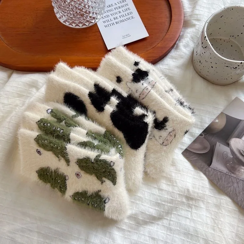 3/6 Paar Winter-Socken für Damen, niedliche Cartoon-Kuh-Socken aus Nerzvelours, weiche, mittelhohe Socken, flauschige, thermische, weiche Dinosaurier-Socken – Detail 4
