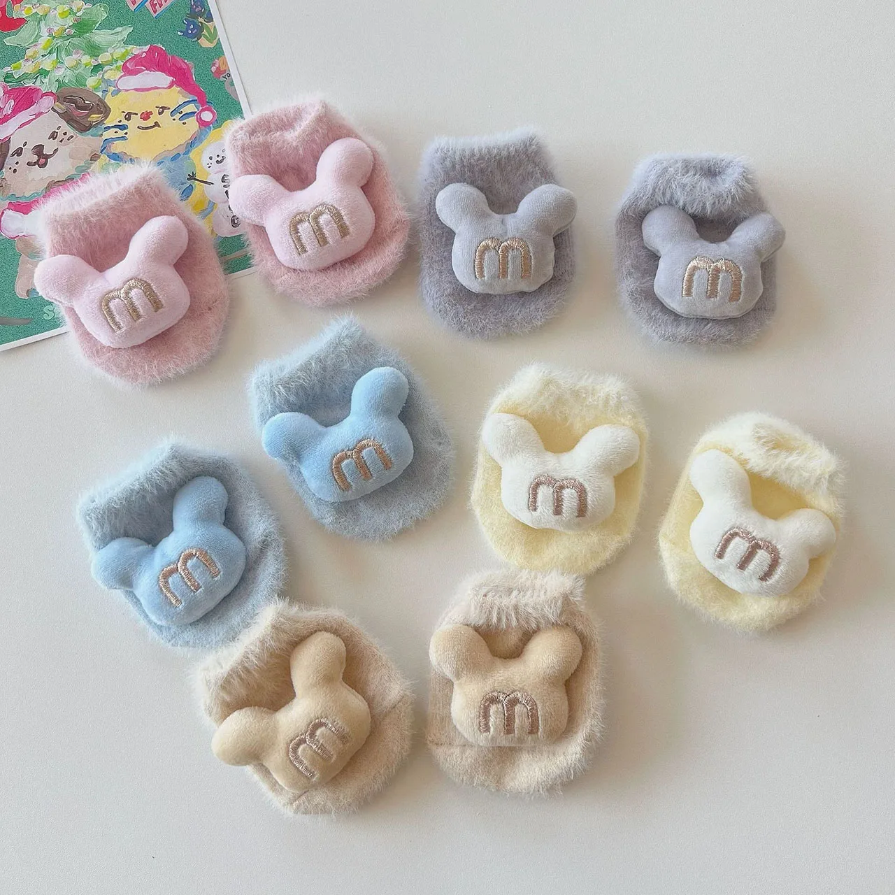 

Зимние плюшевые носки для новорожденных, противоскользящие носки-тапочки для детей 6-18 месяцев, теплая противохолодная обувь с крыльями ангела, носки-лодочки, детские короткие носки