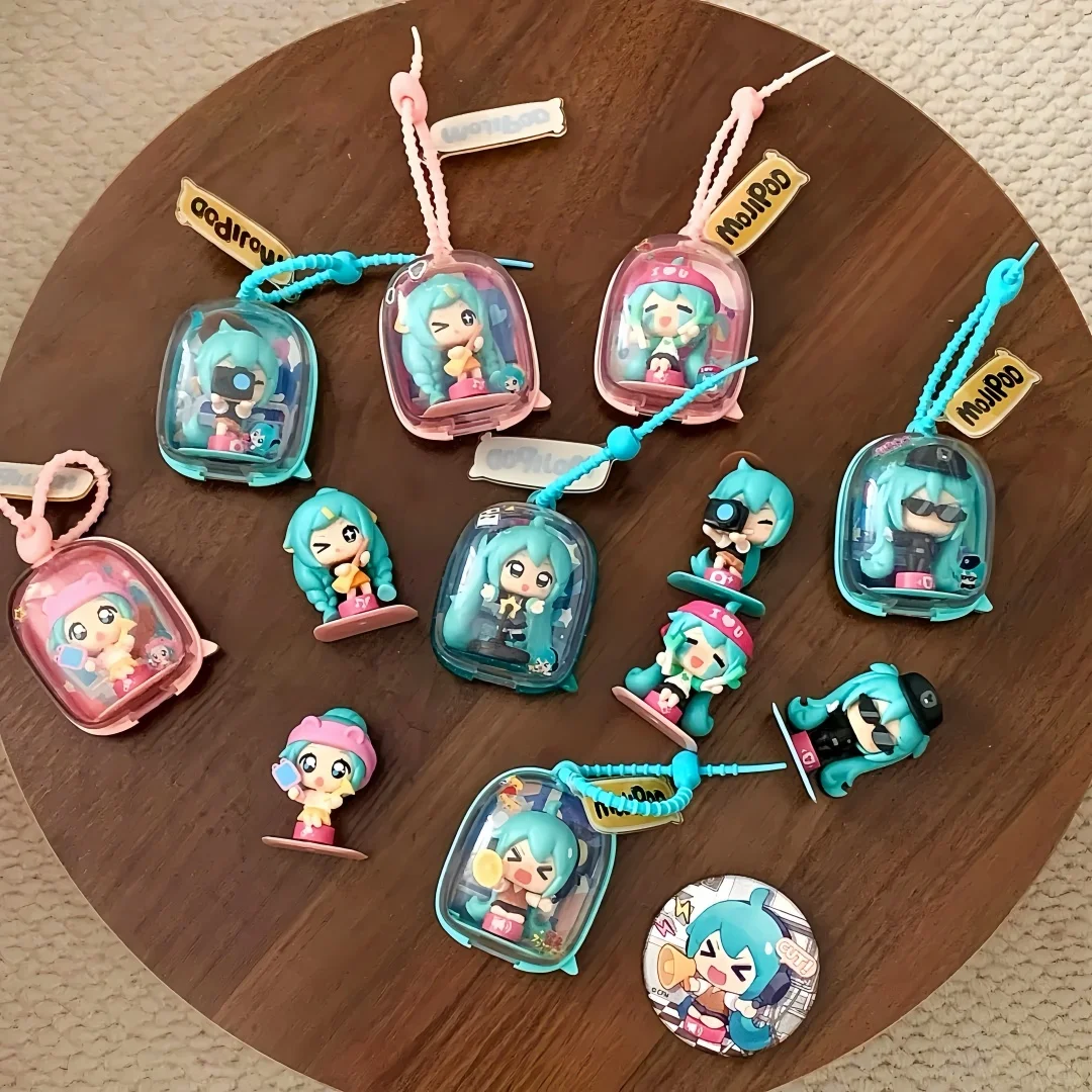 Blokees Hatsune Miku Vocaloid Figure Model Keychain Cute Anime Collectible Ornament For Festival Display Decoration New