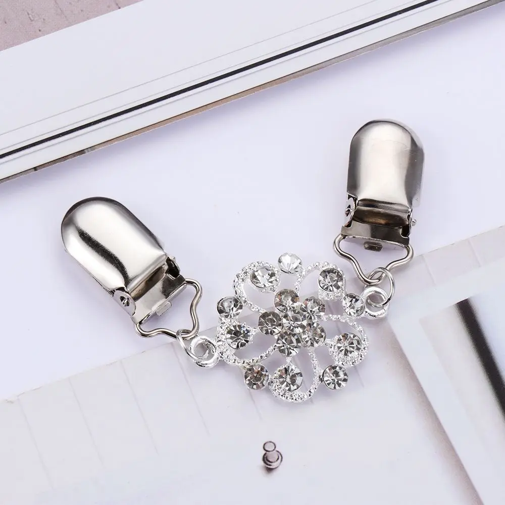 Buckle Rhinestone Decoration Suspenders Brooches Sweater Shawl Clasps Shirt Collar Clips Duck mouth Clothing Pins Cardigan Clip