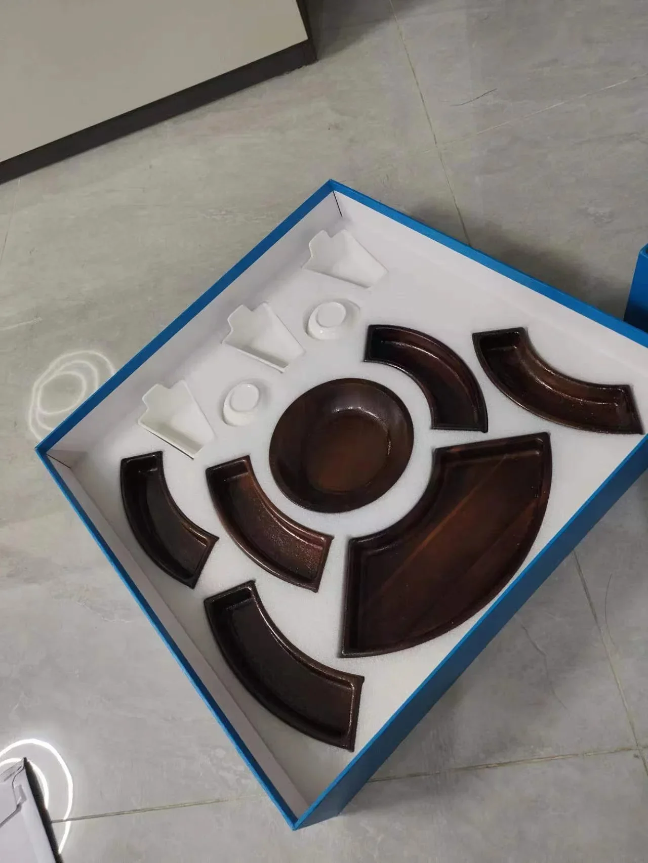 8.5kg 54x53x15cm Ceramic snack tray