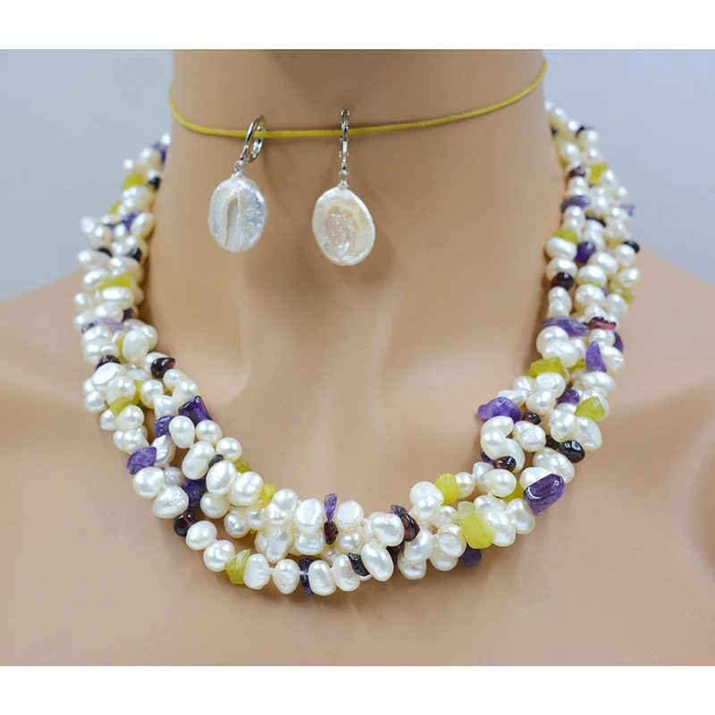 

Natural Baroque Pearl/Crystal Necklace Earring Set 19”