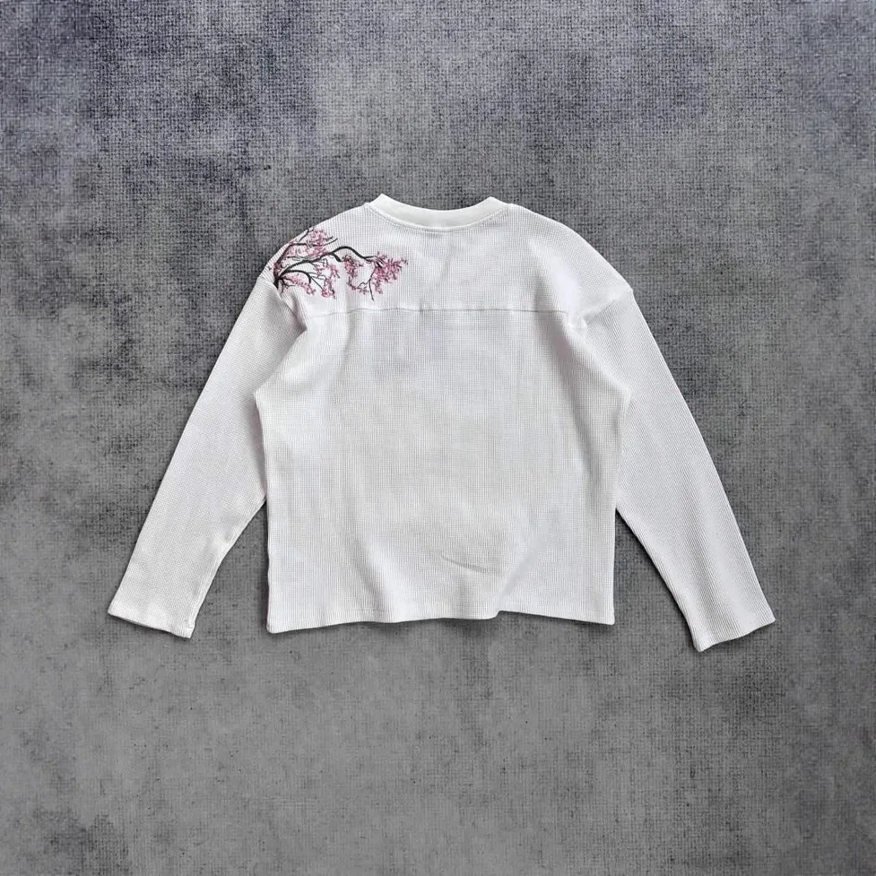 

2025 Plum Blossom Embroidered T-shirt Men's Loose Casual White Round Neck Long-sleeved Top European and American