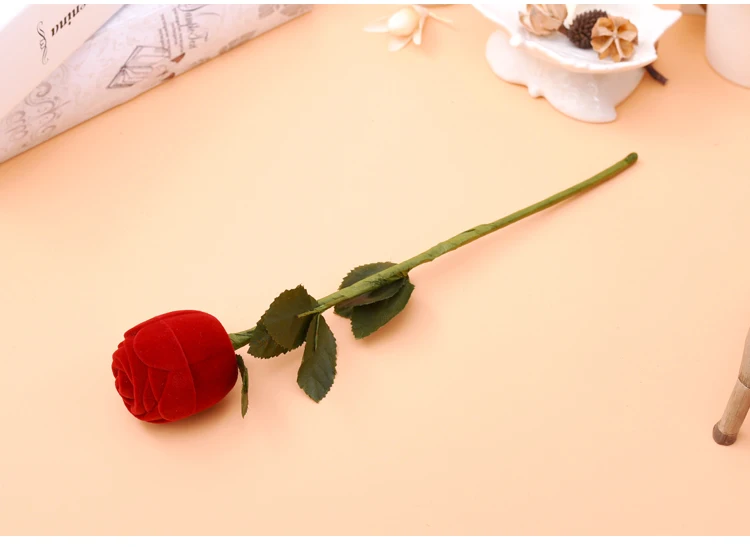 1PC  Red Rose Ring Box Valentine's Day Gift Personalized Creative Ring Box Engagement Ring Box