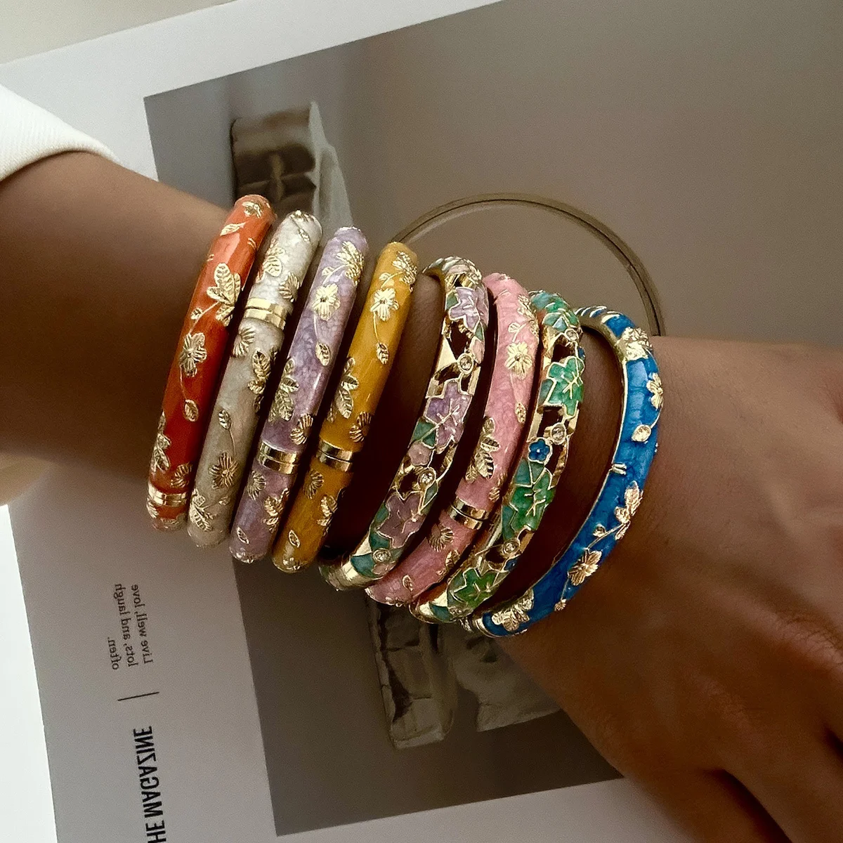 Bunte Stern-Kristallperlen Weihnachts-Multielement-Armbänder für Frauen und Männer, Weihnachtsmann-Schneeflocken-Baum-Armband, Neujahrs-Schmuck – Detail 1