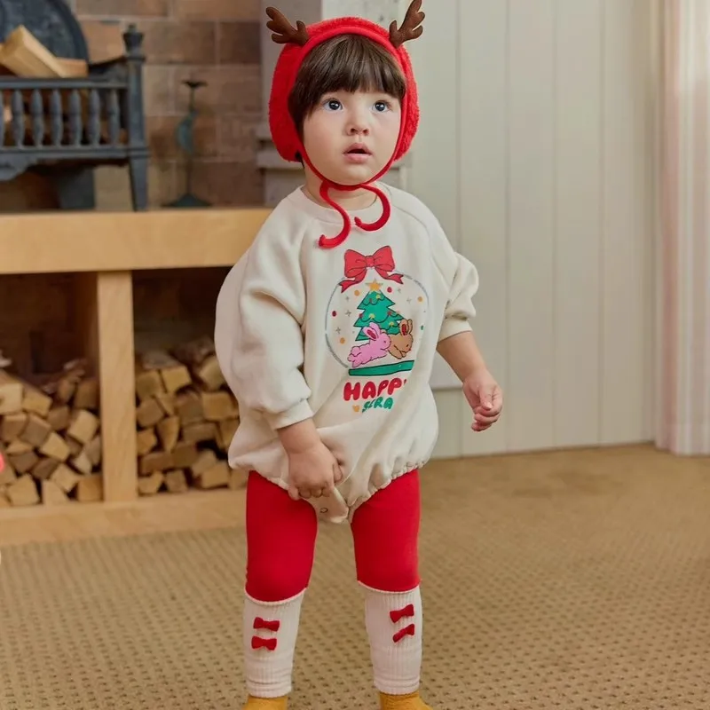 ชุดรอมเปอร์กำมะหยี่สีแดงสำหรับเด็กทารก เสื้อผ้าเด็กฤดูหนาว ชุดปีใหม่ สำหรับเด็กแรกเกิด เด็กหญิง เด็กชาย ลายต้นคริสต์มาส ลายรัก พร้อมหมวก