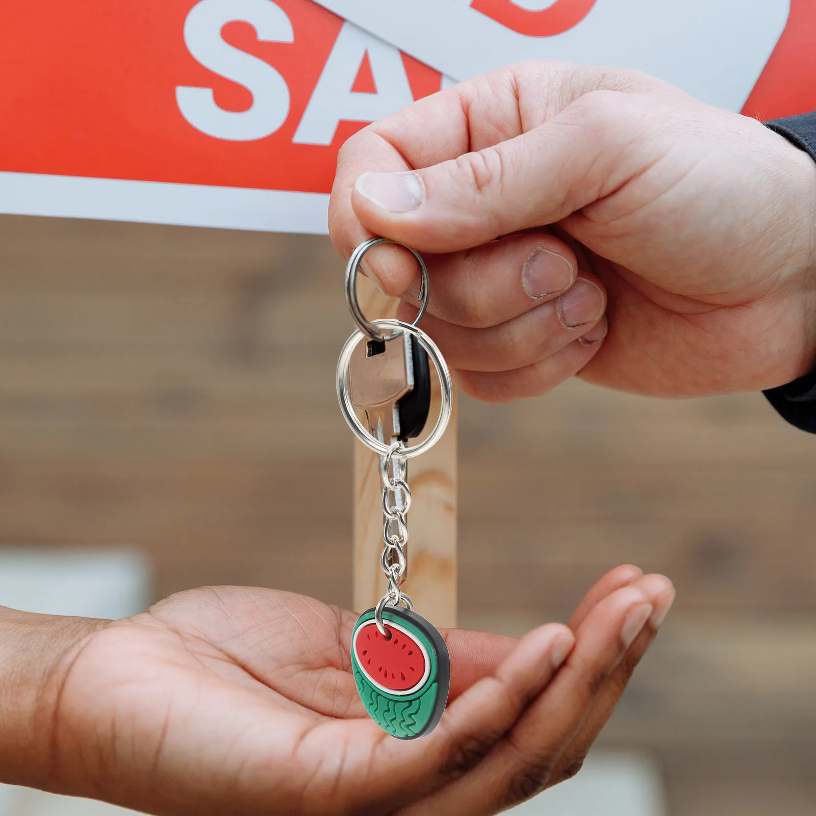 

8Pcs PVC Watermelon Keychain Charms Creative Fruit Pendant Bag Hanging Decoration Key Ring Bulk Party Favor Decorative