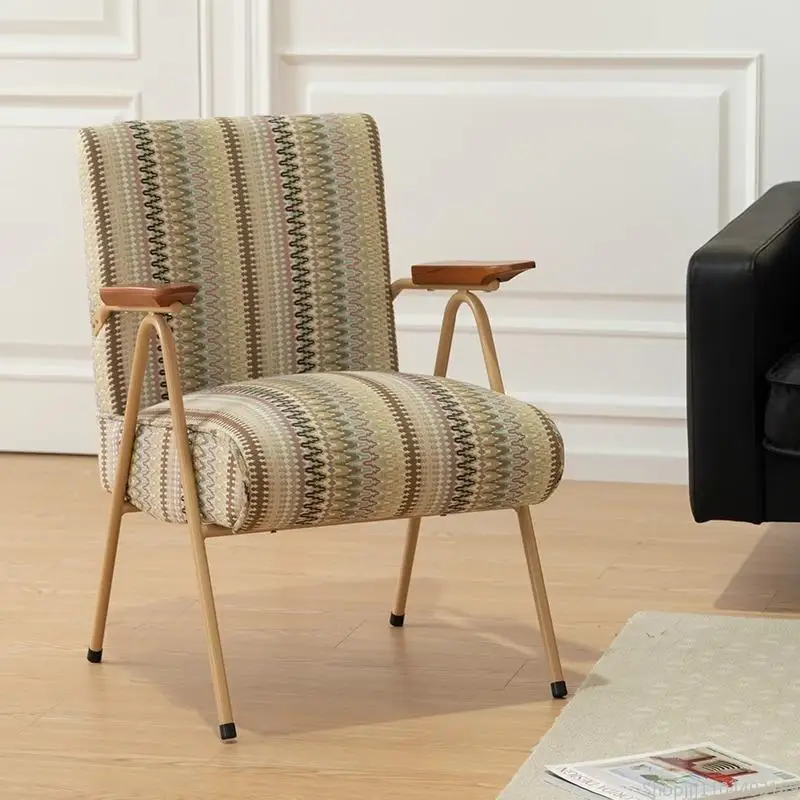 

VintageGlow Swivel Armchair - Nordic Convertible Lounge Chair with Teak Base & Lambswool Cushion Cafe-Style Seating Small Spaces