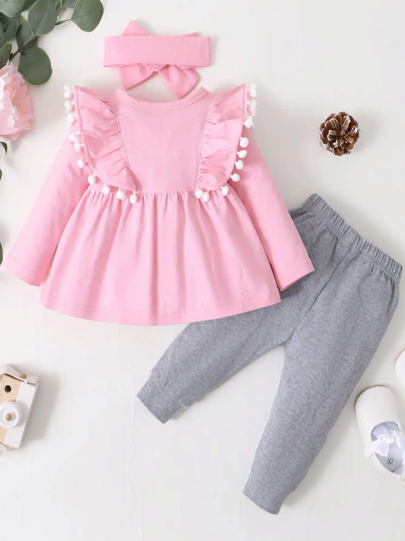 0-2 Year Old Newborn Baby Girl Spring and Autumn Round Neck Long sleeved Dress with Solid Color Pants Fashion Set