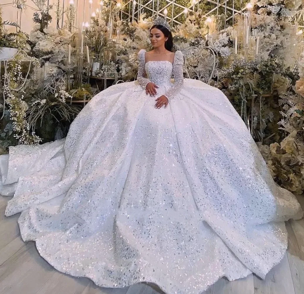 

2026 Saudi Arabic Wedding Dresses Long Sleeve Sequined Beading Bride Formal Gowns Illusion Square Vestidos Robe De Mariage