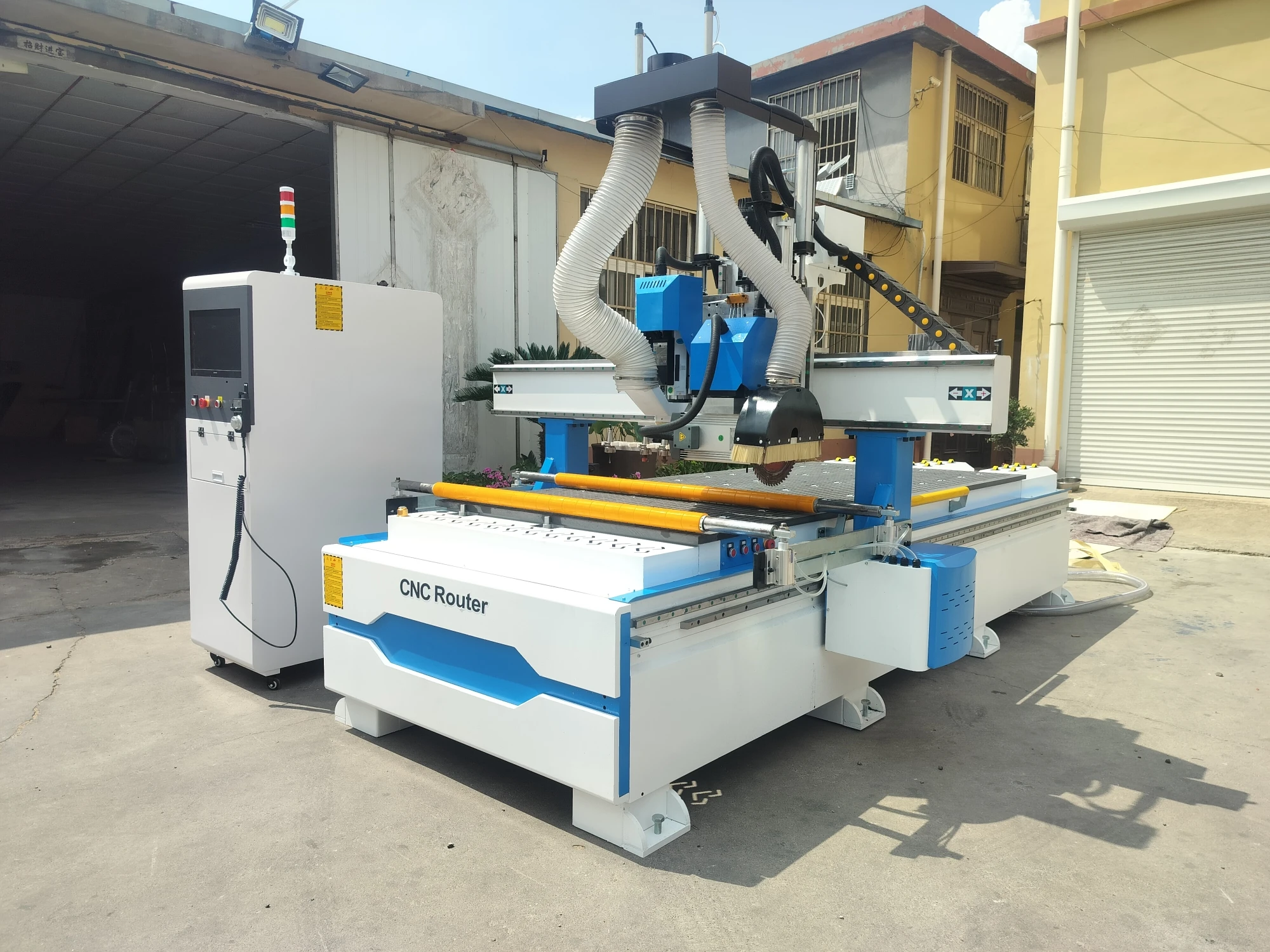 Robotec Multi Function 3d CNC Router Machinery ATC Systerm with Horizontal Spindle 1325 1530 Wood Cutting Machine With Nesting