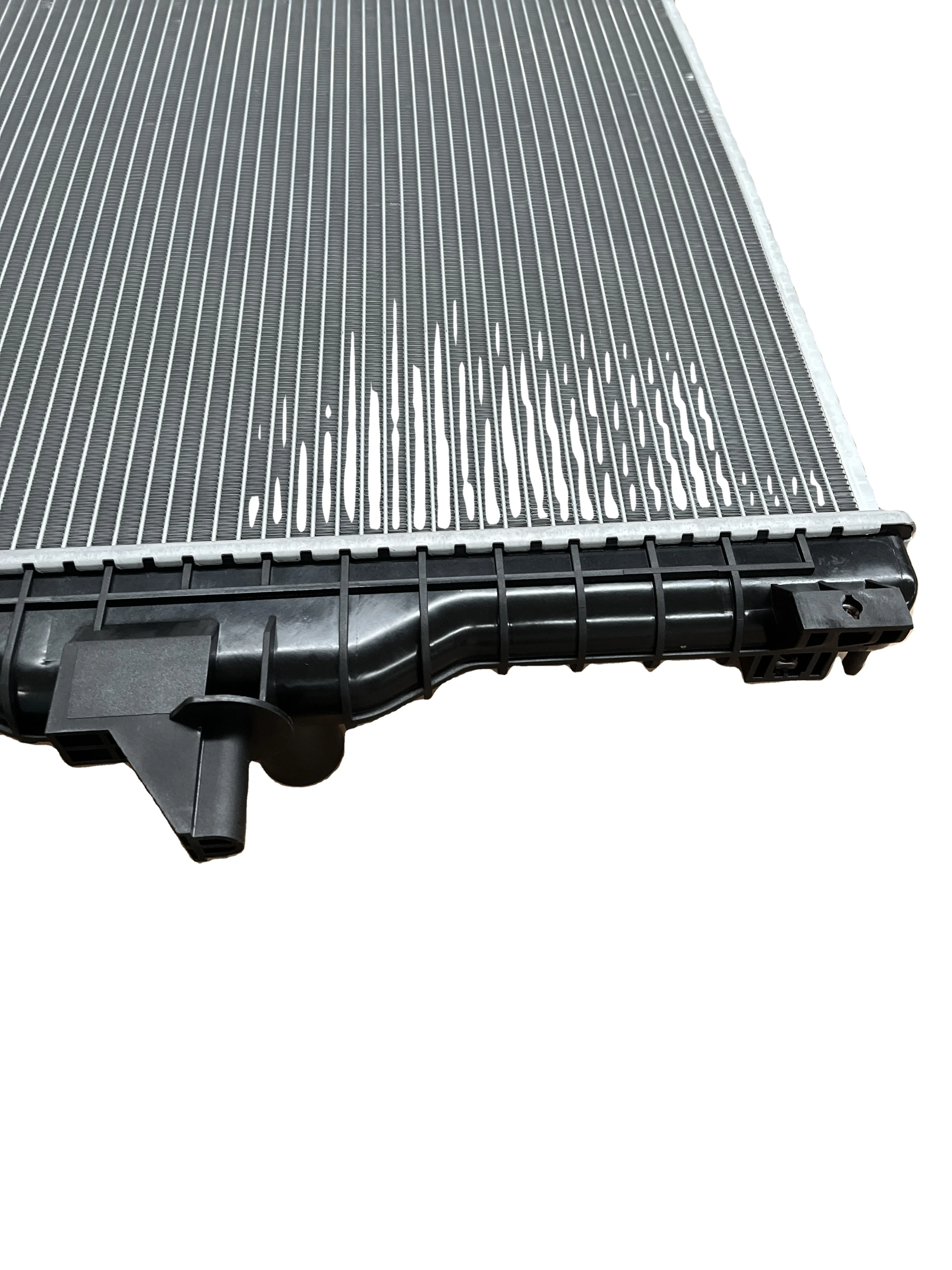 Оригинальная OEM качественная автозапчасть PN 10120374 Радиатор для автомобиля SAIC MG RX8