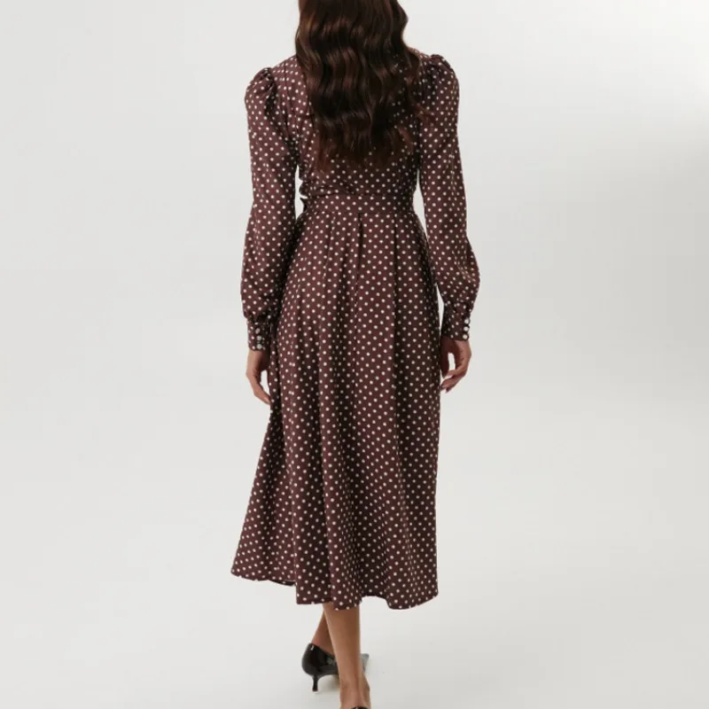 エレガントな女性のドットプリントフレンチドレスヴィンテージオフィスレディロングランタンスリーブラペルシングルブレスト流れるAラインシャツドレス