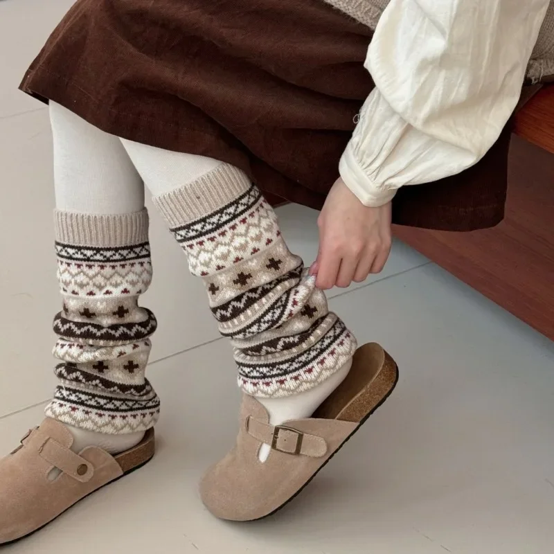 

Зимние толстые вязаные женские гетры в стиле Харадзюку в стиле ретро, теплые длинные носки в форме ромба, мягкие модные носки