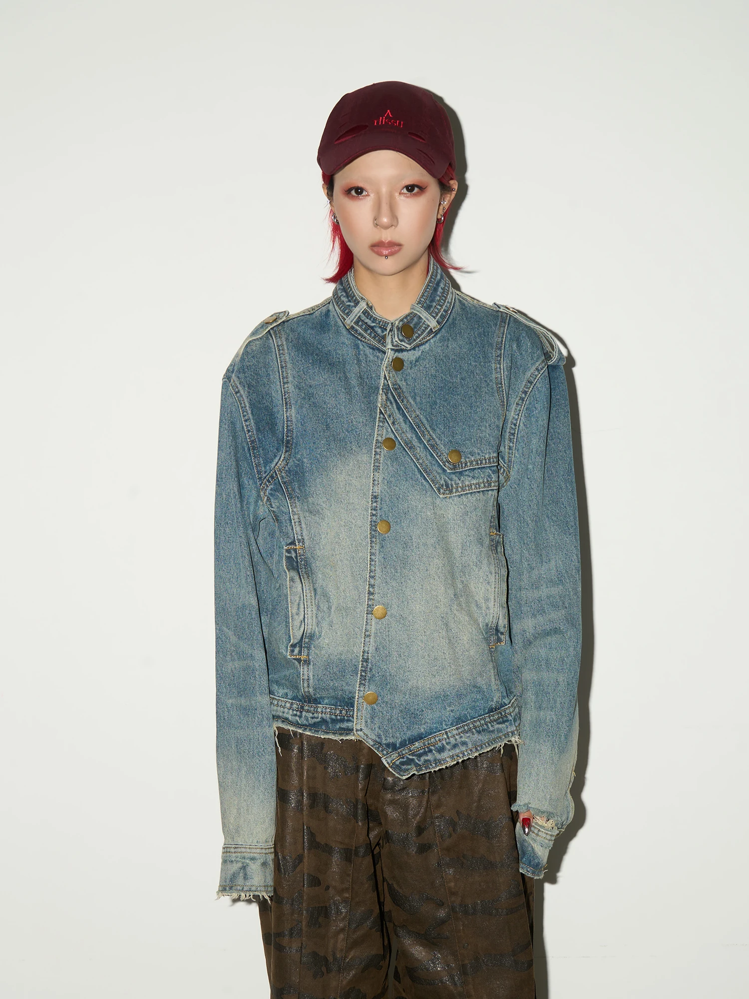 

MICHINNYON Casual Loose Fit Denim Jaet Men's Sle Rip Detail Cotton Blend Long Sve Button Closure Stand Collar Jaet