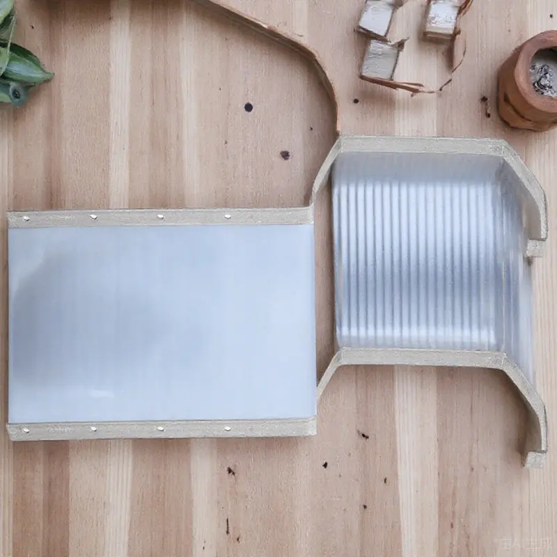 

Комплект из 2 кронштейнов для кровельных водостоков, сверхпрочные железные держатели для водосточных желобов, надежное крепление для эффективной установки дренажной системы