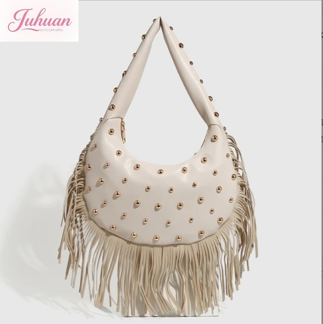 

Tassel Rivet Shoulder Bag Retro Personality Fashion Metal Design Y2k Cool Versatile Girl High Quality Leather Commuter Crossbody