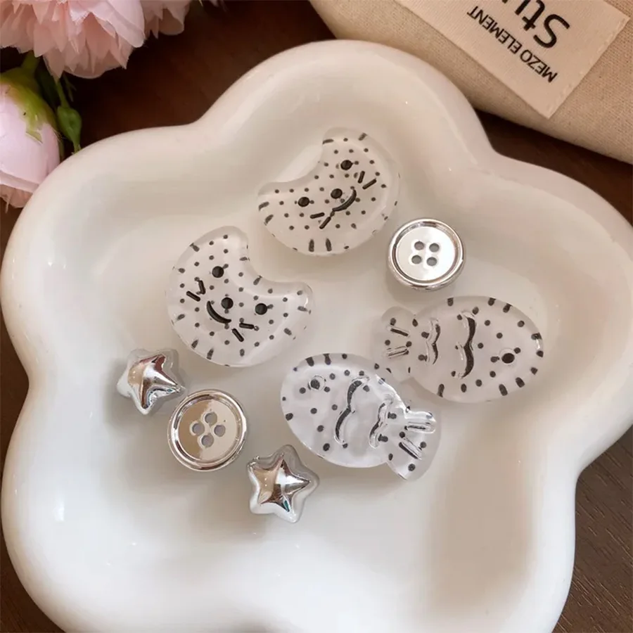 8 Pcs/set Transparent Resin Cartoon Cat Fish Croc Shoe Charms Star Button Detachable DIY Shoe Decorations Funny Accessories K