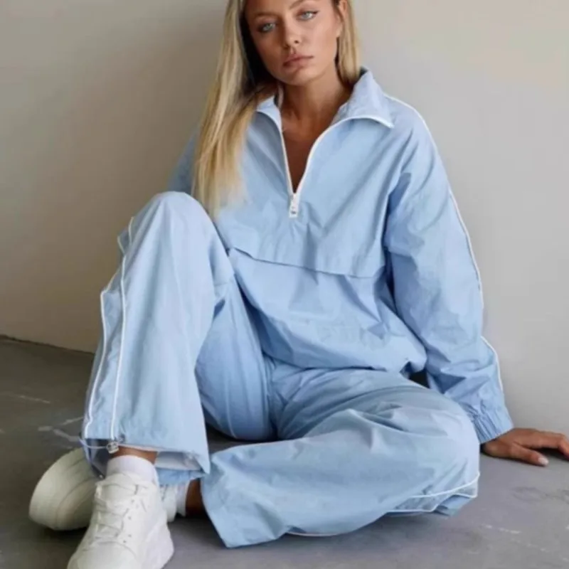 

2025 New Women's Trendy Athletic Solid Color Striped Hoodie & Joggers Two-Piece Set - Sporty Casual Outfit