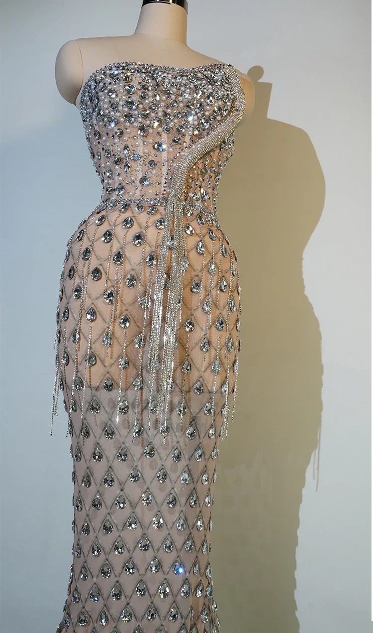 Luxuriöses helles Kristallkleid, sexy Luxus-Perlen-Strass-Tüll, Abendkleid, Abschlussball, Partykleid, edle Schießhochzeit, Brautkleider