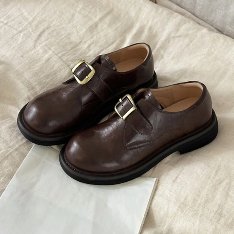 

Женские слипоны на плоской подошве из воловьей кожи с металлической пряжкой, весна-осень 2023, лаконичные туфли на плоской подошве для отдыха, универсальные оксфорды высокого качества