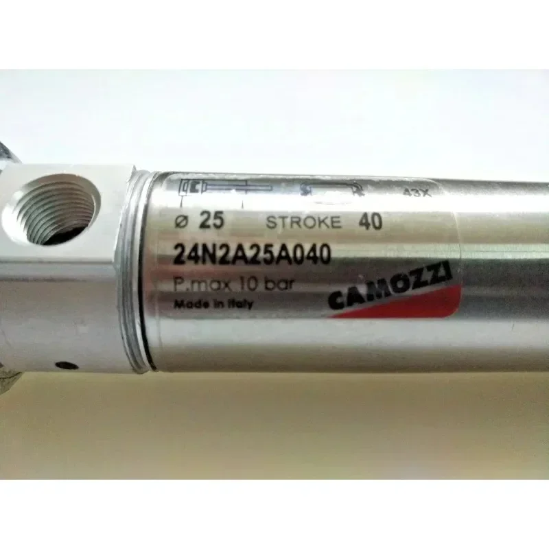 Cilindro pneumático CAMOZZI = peças pneumáticas camozzi