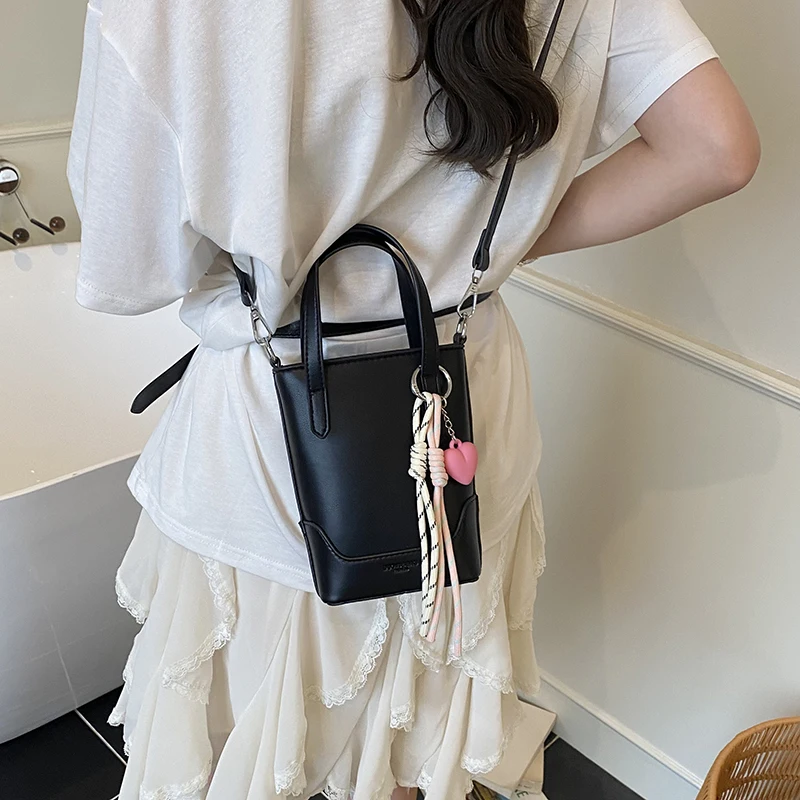 

PU Bag Leather Mini Crossbody Bag for Women 2025 New Korean Fashion Luxury Shoulder Bags Female Simple Retro Handbags and Purses