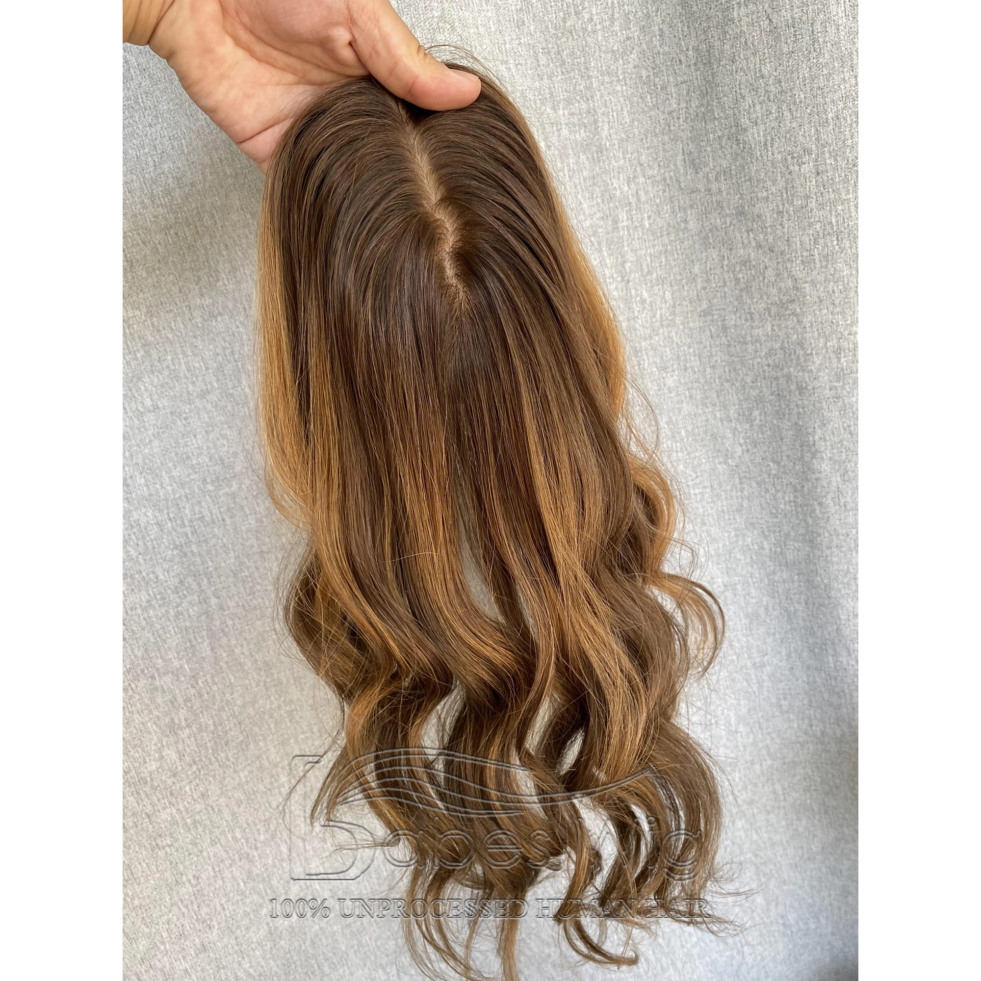 Balayage ondulado virgem remy cabelo humano topper base de seda com clipes em seda superior peruca de cabelo humano para mulheres brancas