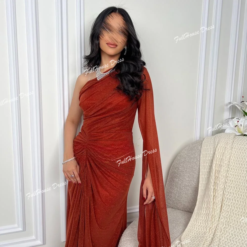 فستان سهرة لامع بطيات بكتف واحد مصنوع حسب الطلب، فستان زفاف طويل مثير بدون ظهر مع محكمة فساتين سهرة