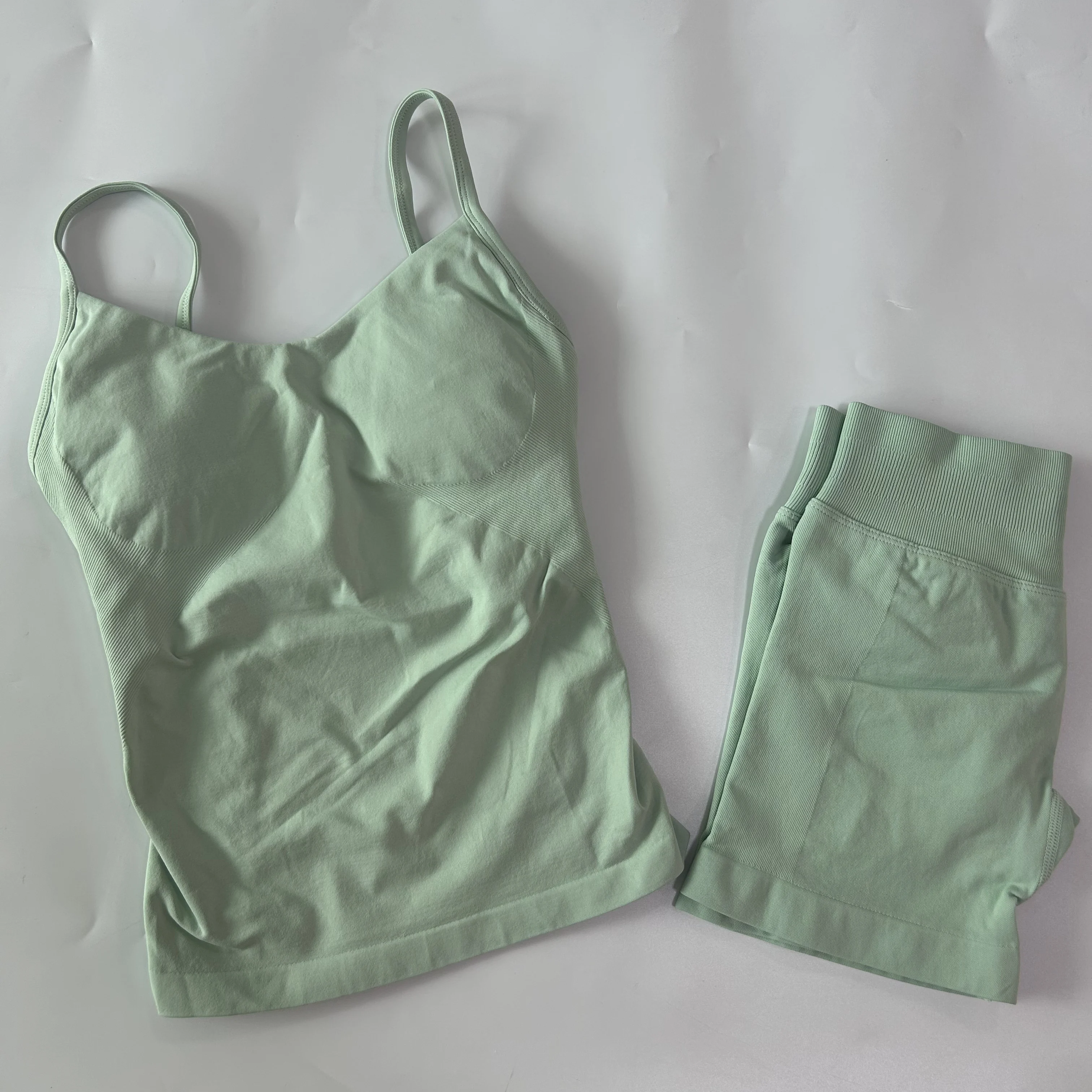 2-teiliges Fitness-Set für Damen, Sportbekleidung, Top mit Rundhalsausschnitt, Scrunch-Yoga-Shorts, rückenfreier Sport-BH, Fitnesskleidung, Yoga-Set, Outfits – Detail 14