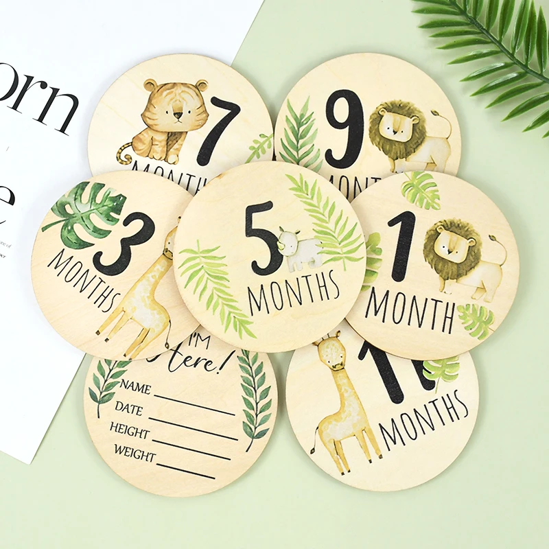 

7pcs Newborn Photography Prop Jungle Animals Theme Wooden Baby Milestones Memorial Monthly Newborn Number Card Decor Accessories