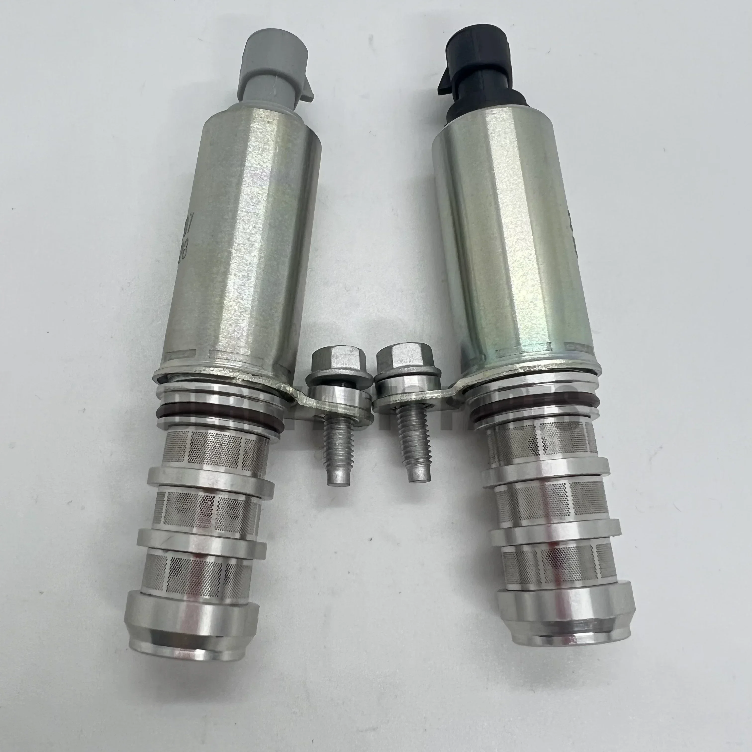 

2Pcs Engine Intake & Exhaust Camshaft Position Actuator Solenoids VVT oil control for Chevrolet Pontiac cars 12655420 12655421