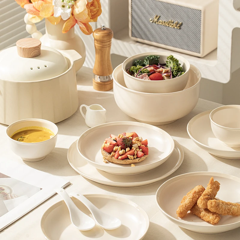 Modern Aesthetic Girls Dinnerware White Design Luxury Bowl Plates Dinner Sets Christmas Elegant Vajilla Porcelana Dinner Set