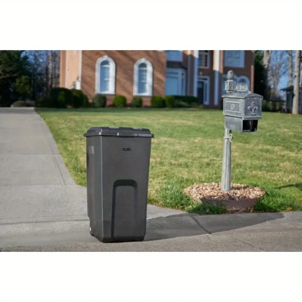 

Nice 50 Gallon Wheeled Plastic Garage Trash Can For Home Or Commercial Use, Durable And Damaged, Easy To Move And Transport