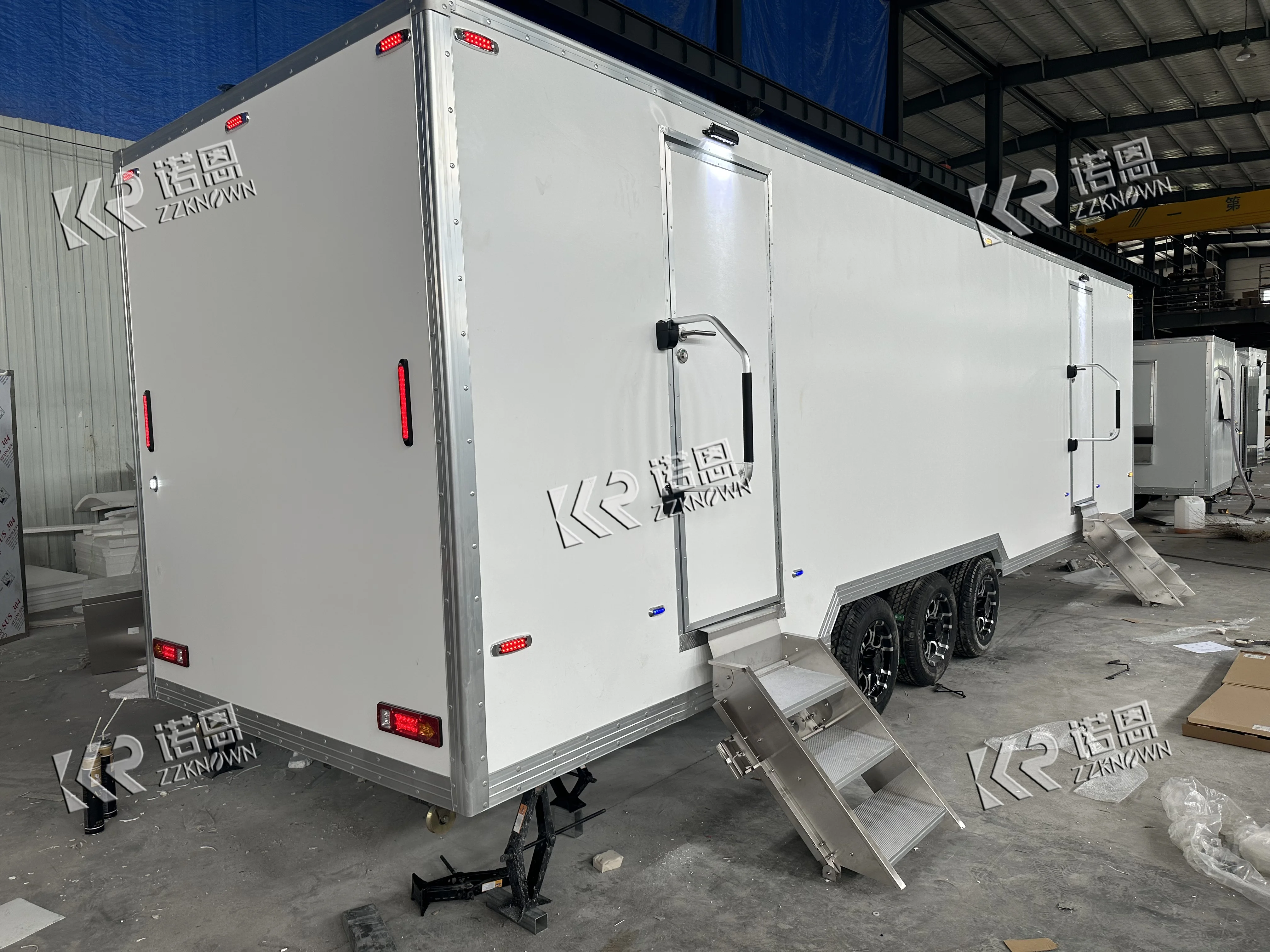 Reboque de vaso sanitário portátil de 26 pés, banheiro móvel com chuveiro, banheiro ao ar livre, casa móvel