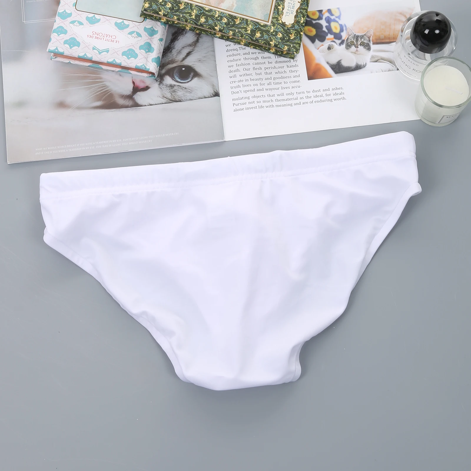 Bikini-Slip mit Kordelzug für Herren, niedrige Taille, sexy Unterwäsche, U-konvexe Unterhose, einfarbig – Detail 2