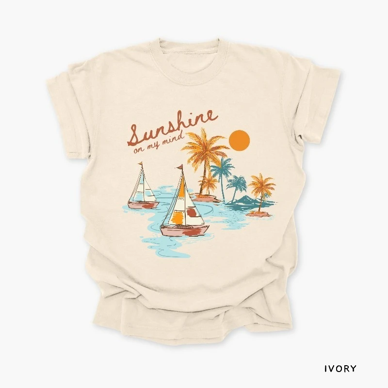 Sunshine Graphic Tee:Nautical Sailing Shirt Summer vacation women's T-shirt loose and breathable