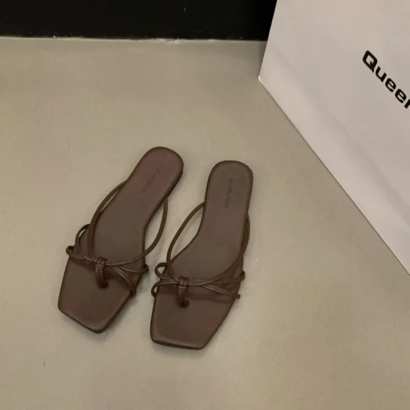 New Summer Women's Shoes Flat Soles Clip-on Flip-flops Thin Strap Combination Breathable Beach Sandal Sandals
