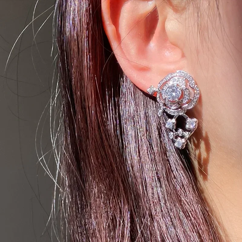 Moissanit MDL. Set di gioielli di nicchia in stile Anello con zirconi completi Camelia S925 placcato in argento