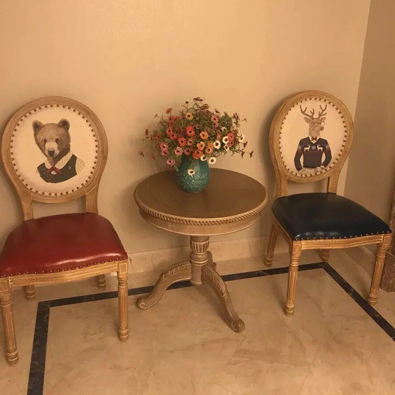 طاولة القهوة الرجعية الخشب الصلب غرفة المعيشة القديمة أريكة الزاوية المستديرة عدد قليل من الطاولة المستديرة الصغيرة الأوروبية شرفة البلاد الأمريكي قليلة