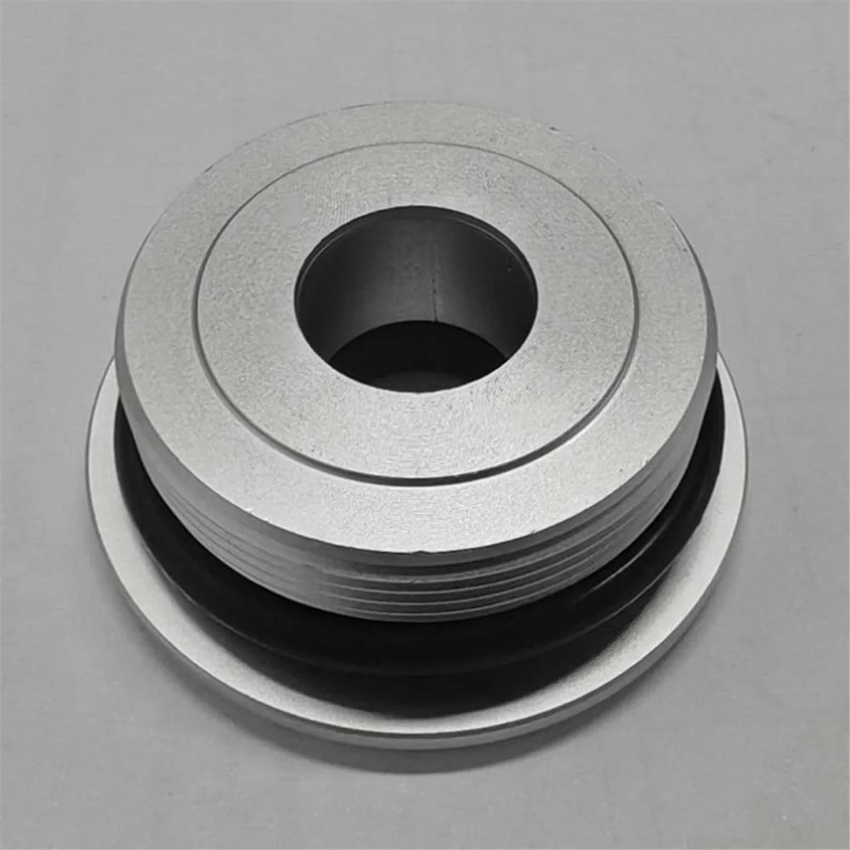 70w-automotive-parts-accessoriesfor-yamaha-60-90hp-outboard-tilt-trim-end-cap-with-seal-6h1-43821silver