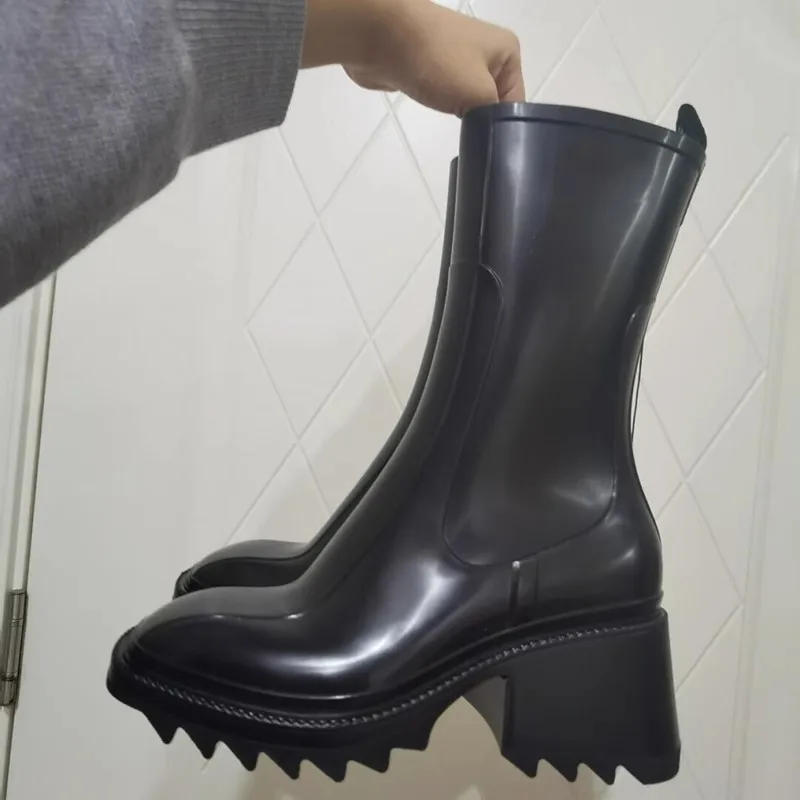

Chunky High Heel Short Boots Women's 2025 New Style Square Toe Thick Heels Side Zipper Thin Mid Sleeve Boots for Fashion Lady