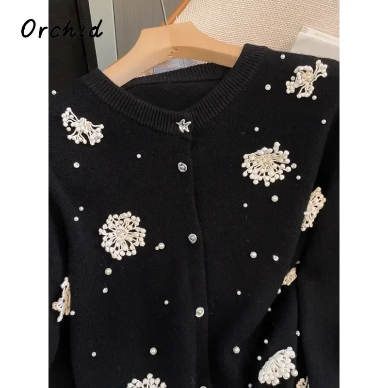 Cardigan à Manches sulfet Col en V pour Femme, Pull Noir Décontracté, Vintage, Doux, Imprimé Floral, Simple Boutonnage, Hiver, 2024