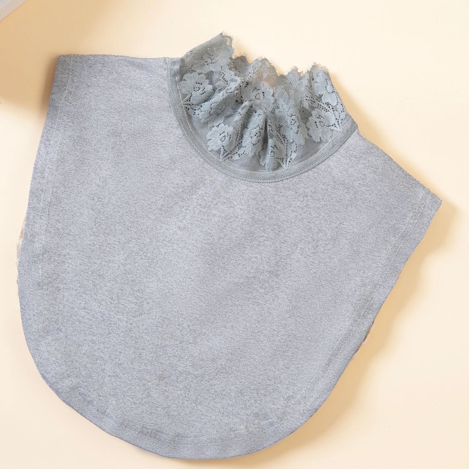 1 Stück Damen-Spitzenkragen, Kragenschal, einfarbiges Unterhemd, das einen schönen, blütenblattförmigen, künstlichen Kragen für ein Mädchen bedeckt, Cu – Detail 2