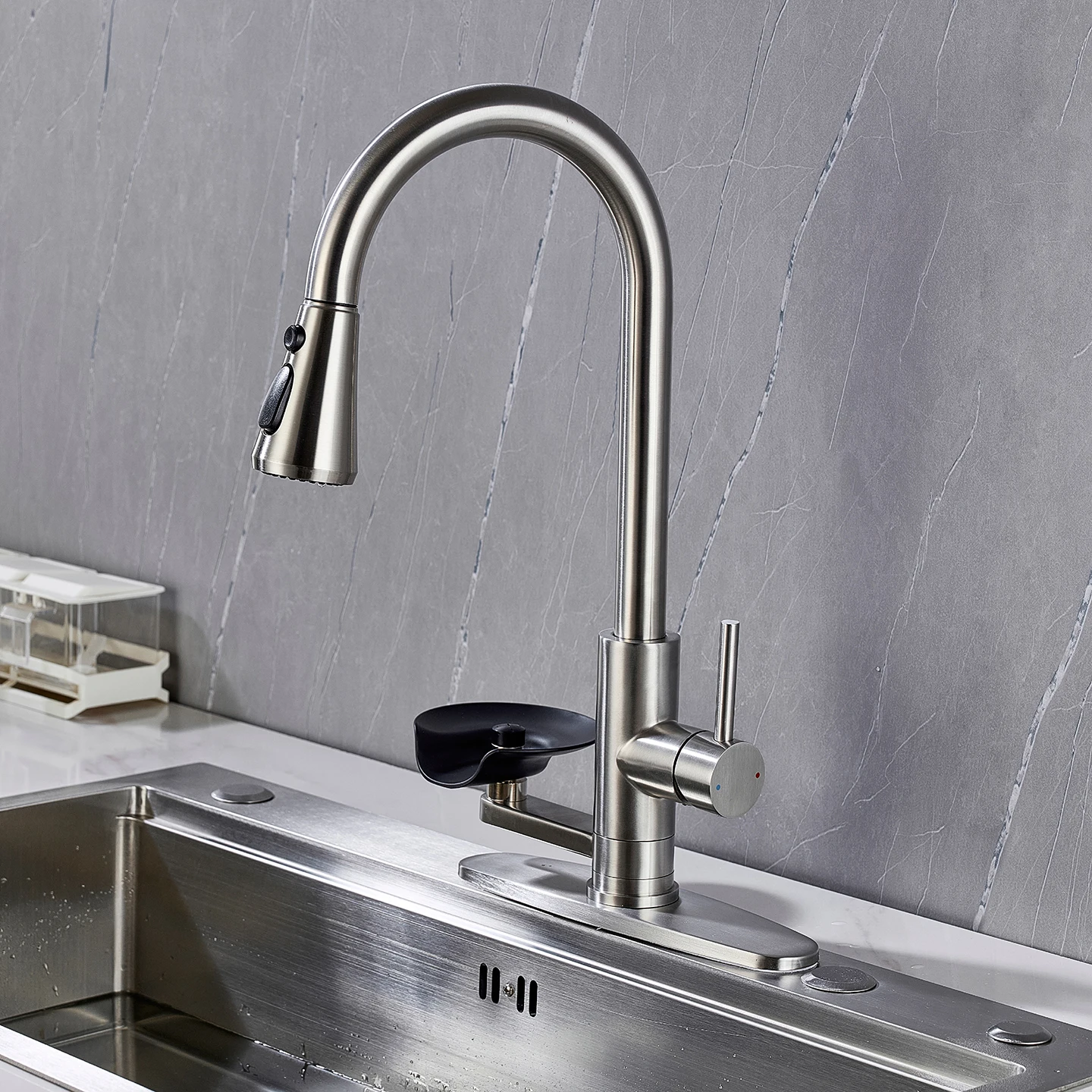 Kitchen Pull Out Faucet With Cup Washer Modern One Handle Kitchen Sink Faucet 3 Function Rotatable 360° Sink Faucet Chrome