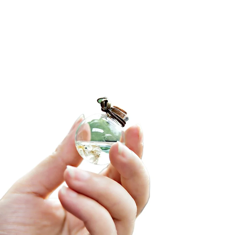 

Вэньи стиль автомобильный парфюмерный кулон стойкий легкий аромат подвесной автомобиль ароматерапия ювелирные изделия кулон флакон духов alfa romeo 159